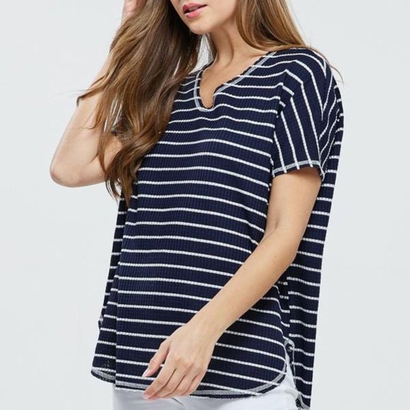 NWT!!  Navy & White Striped V-Neck Waffle Knit Top - Picture 5 of 5
